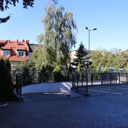 Lemon Plaza 3* Познань