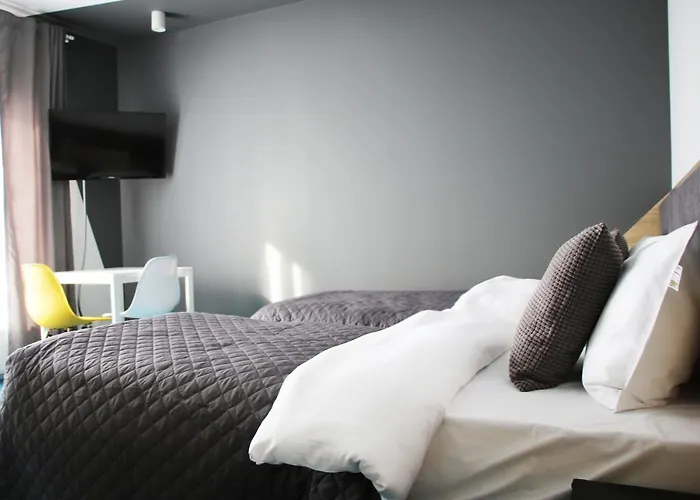 Lemon Plaza Hotel 3*