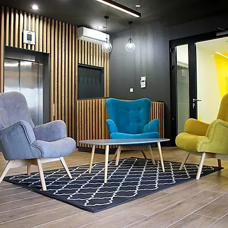 Lemon Plaza 3*