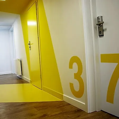 Lemon Plaza فندق