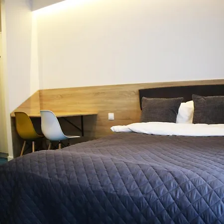Lemon Plaza 3* Poznan