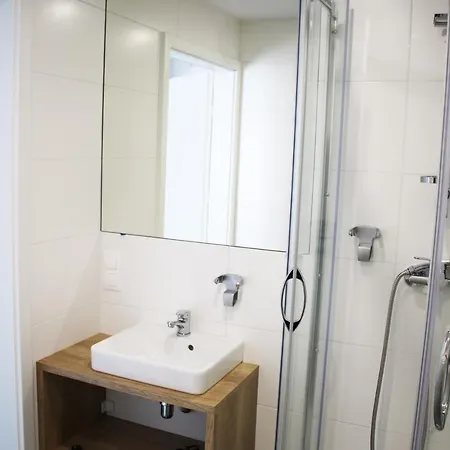 Lemon Plaza 3* Poznan