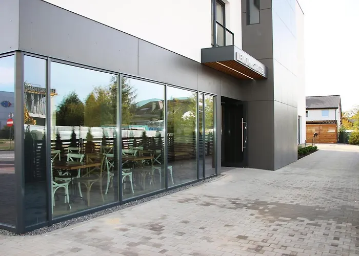 Lemon Plaza 3* Poznan