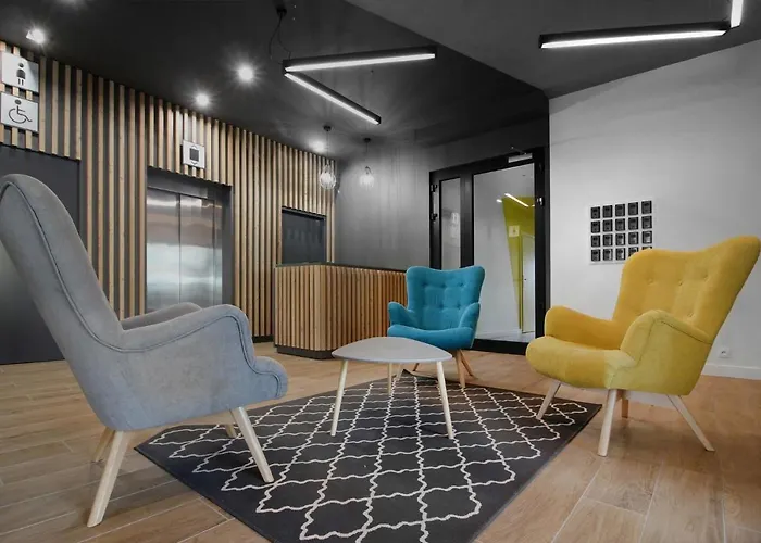 Lemon Plaza 포즈난